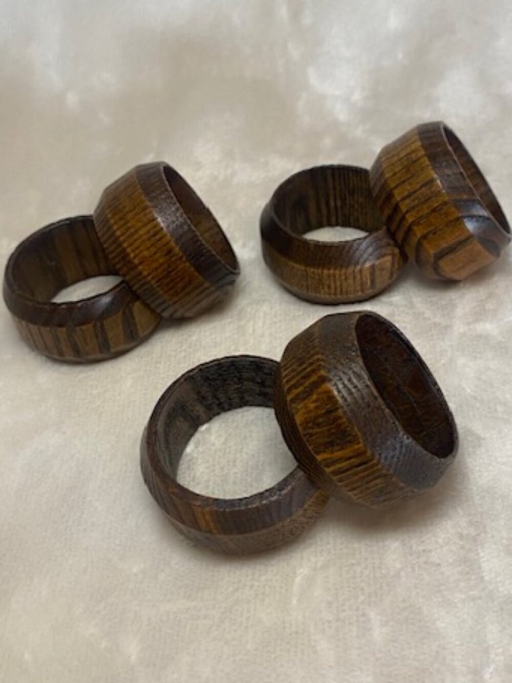 VTG Wooden Napkin Rigs. Set of 6 MCM